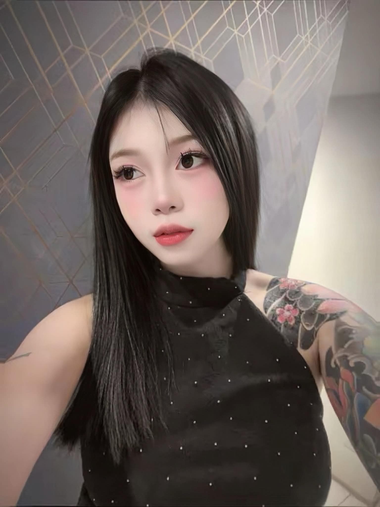 JINNY photo 2