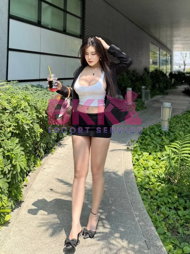 Jessica photo 6