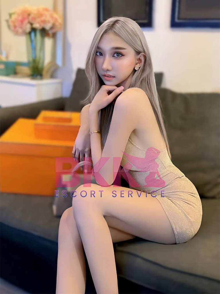 Miko photo 15
