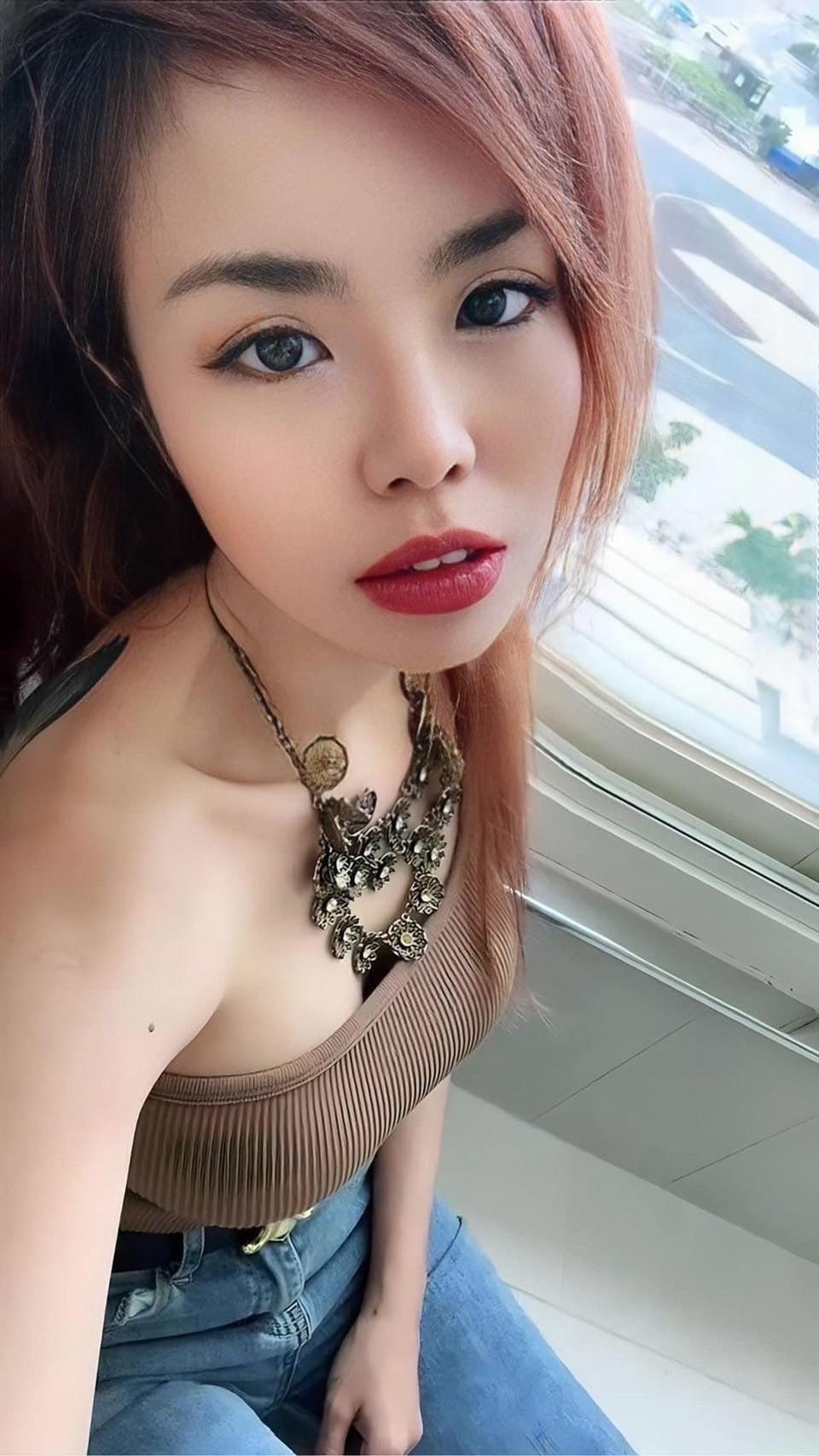 Sindy photo 13