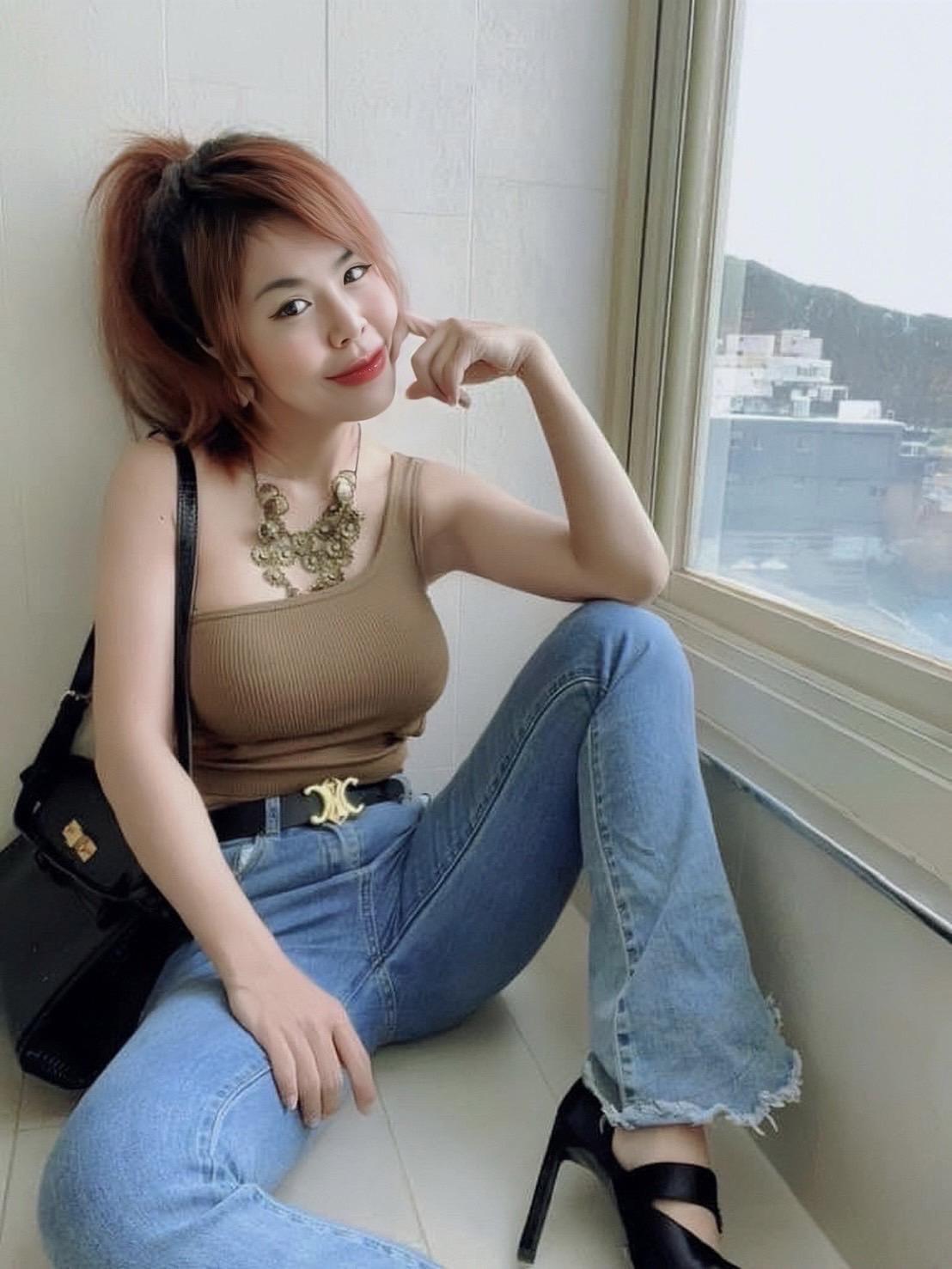 Sindy photo 8