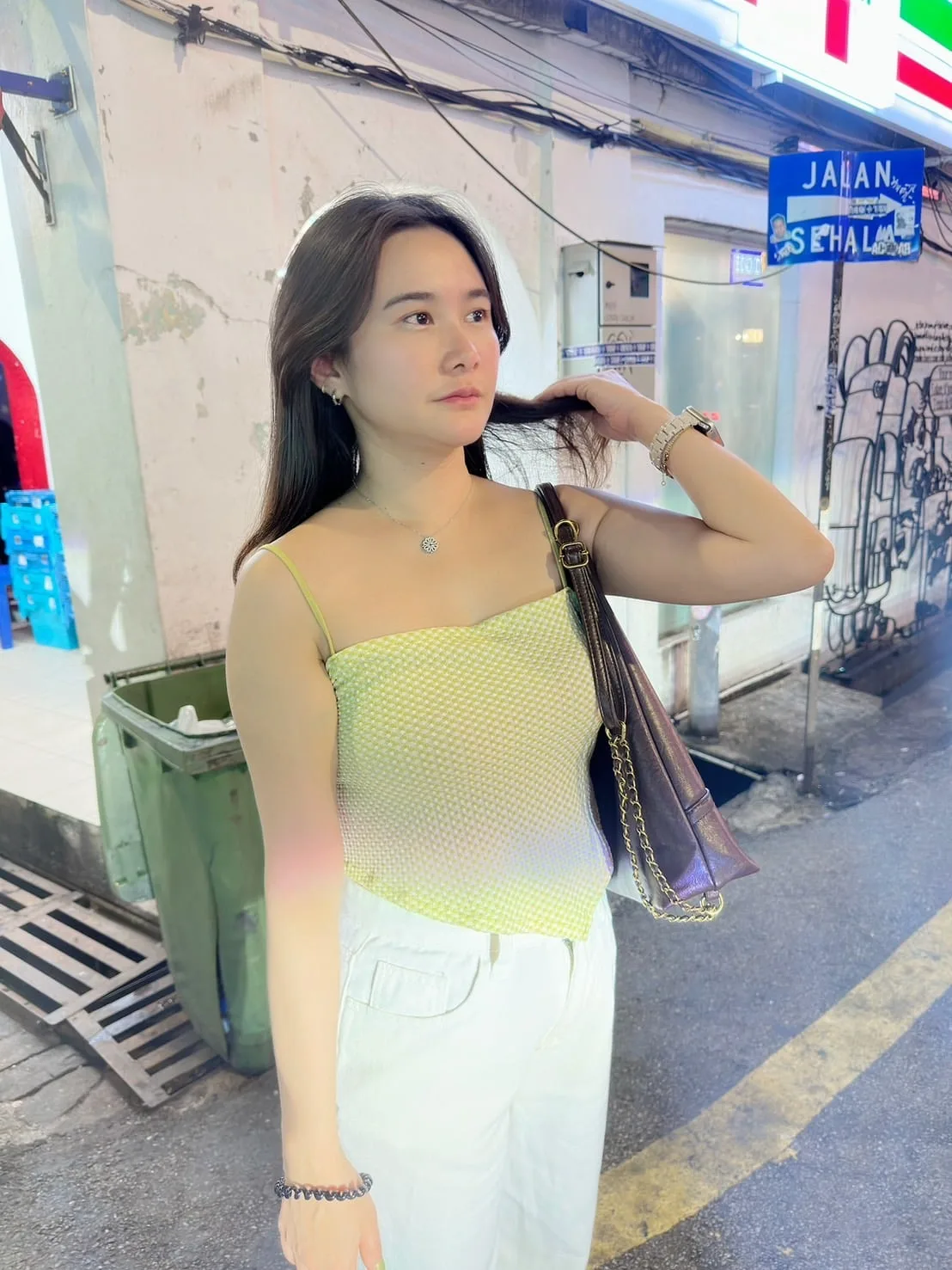 Nayong photo 9