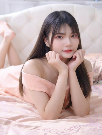 YUKI photo 2