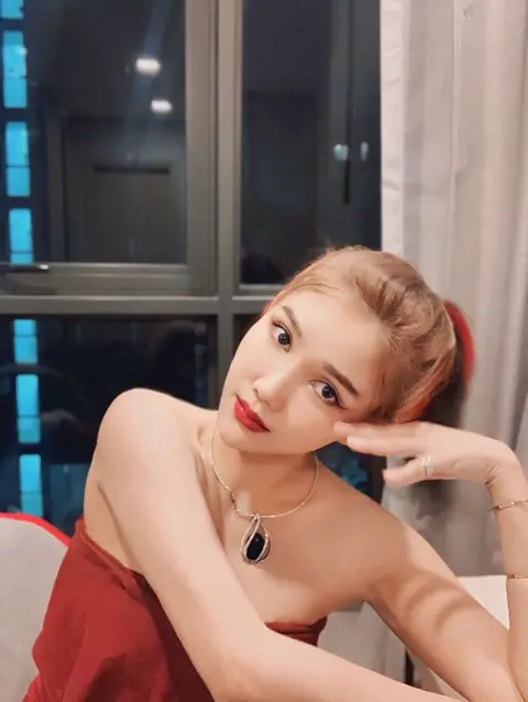 MOMO