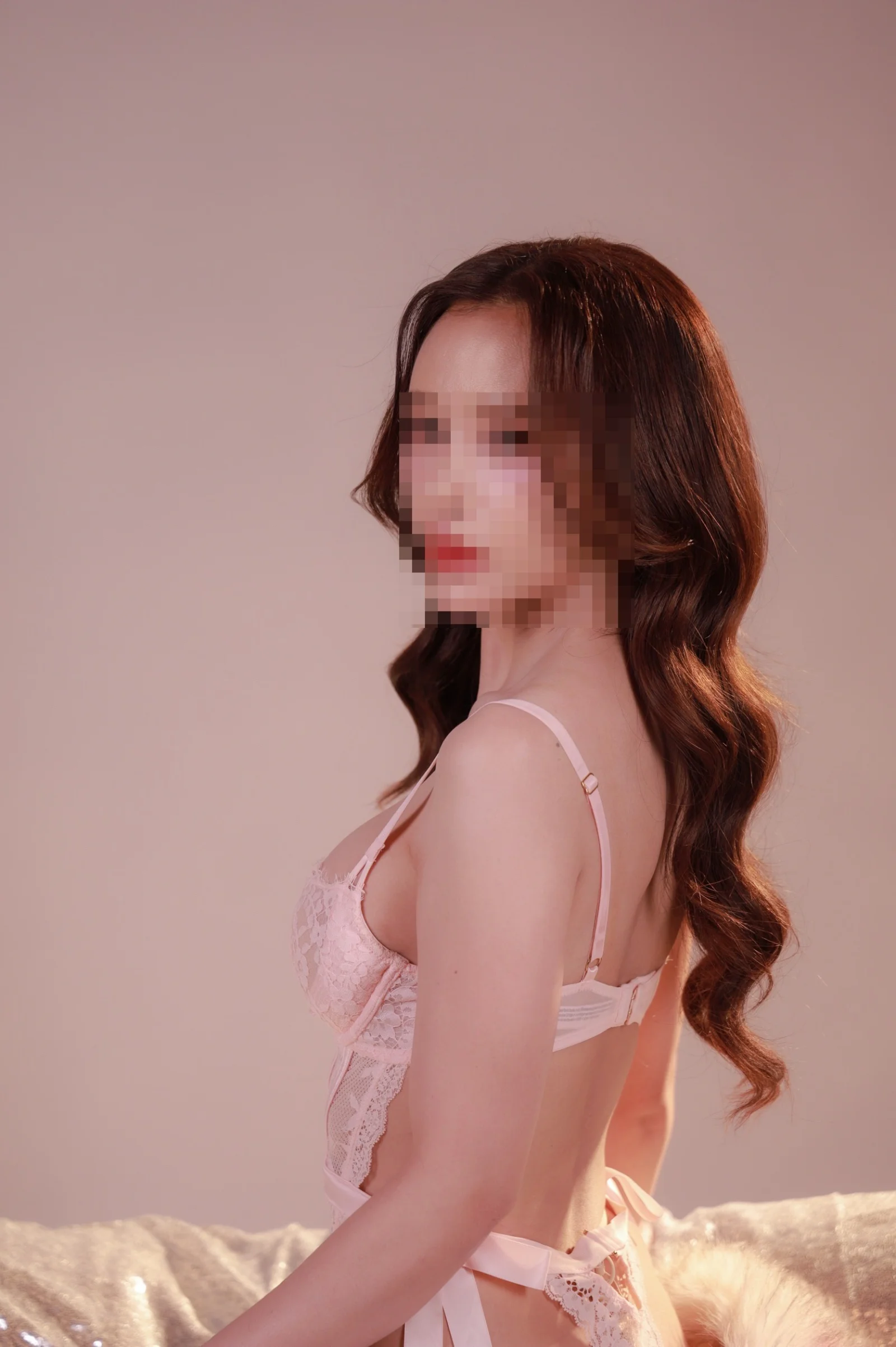 Alice photo 6