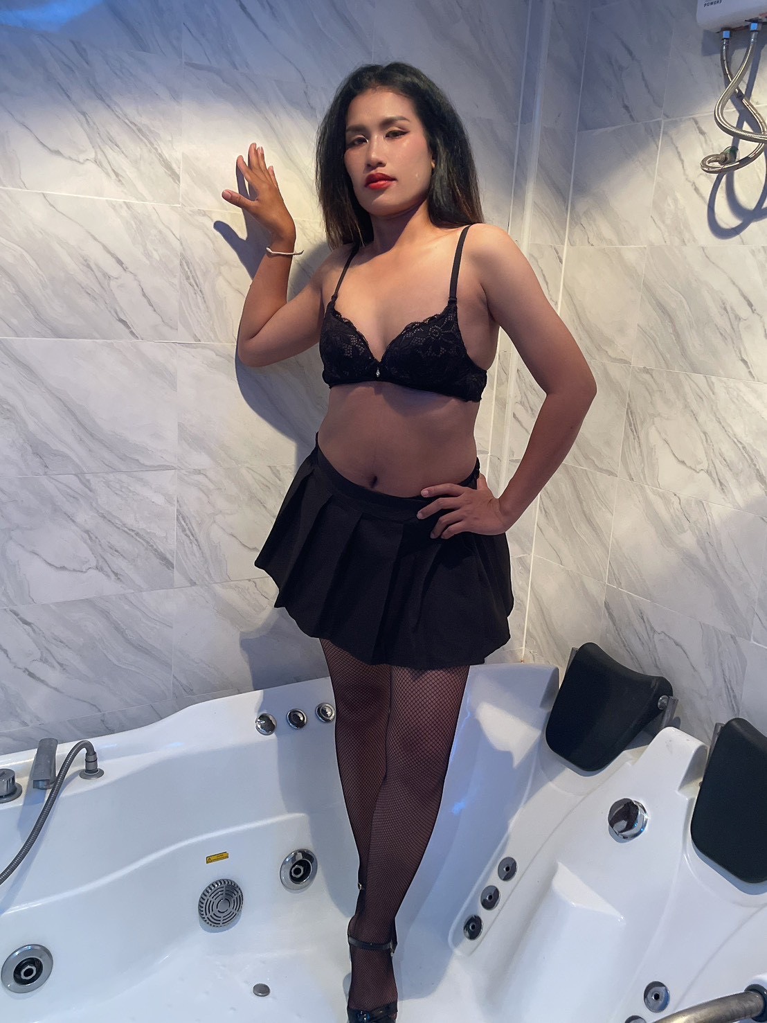 Honey photo 4