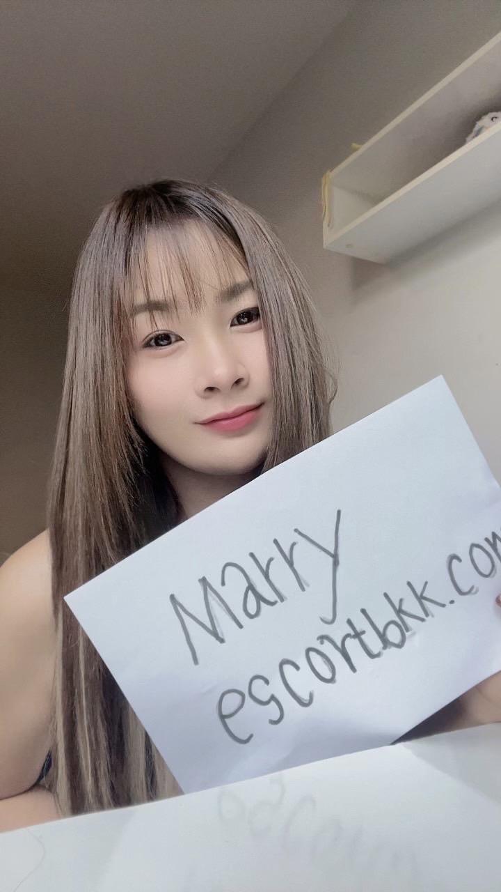 Marry photo 41