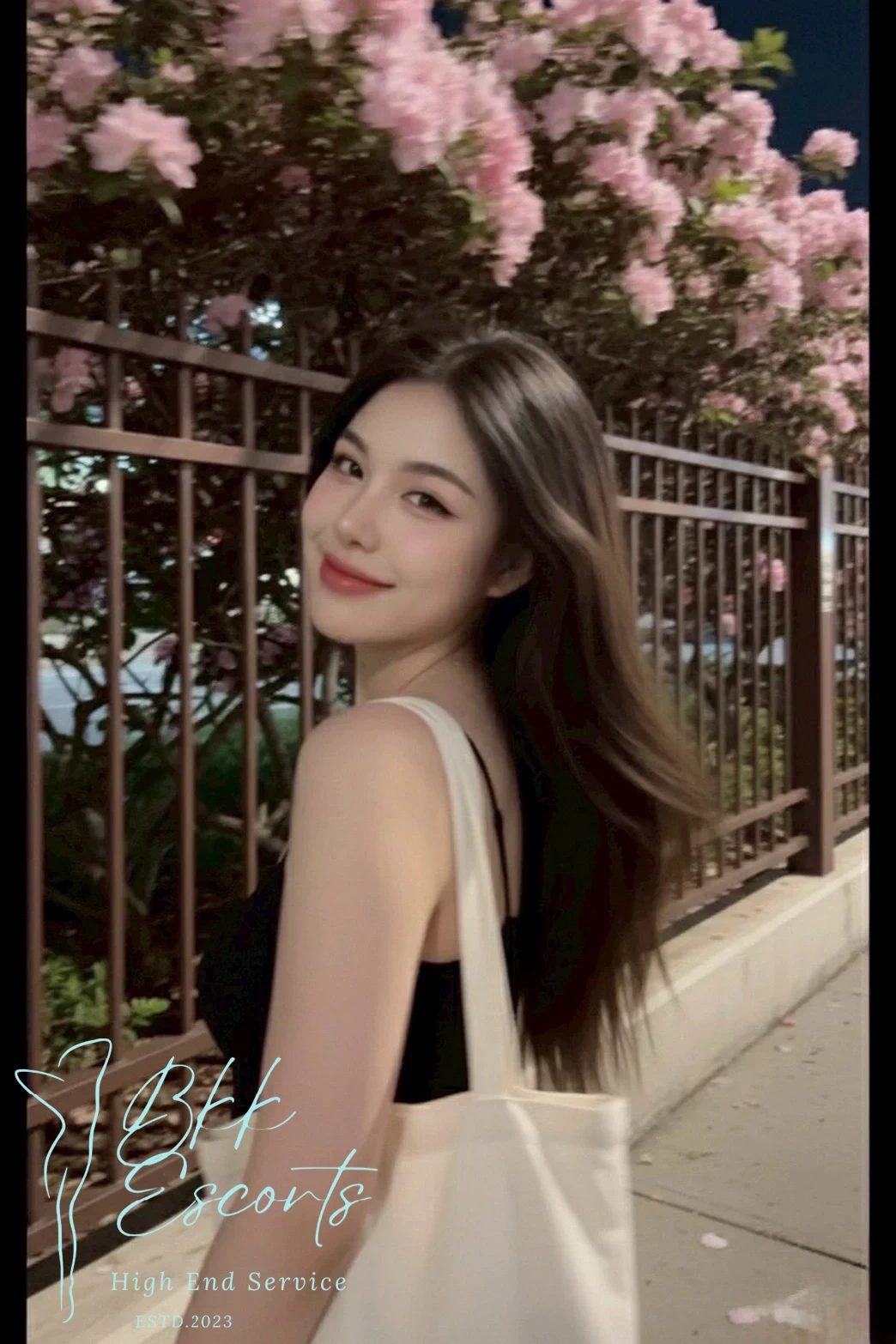 Angela photo 38