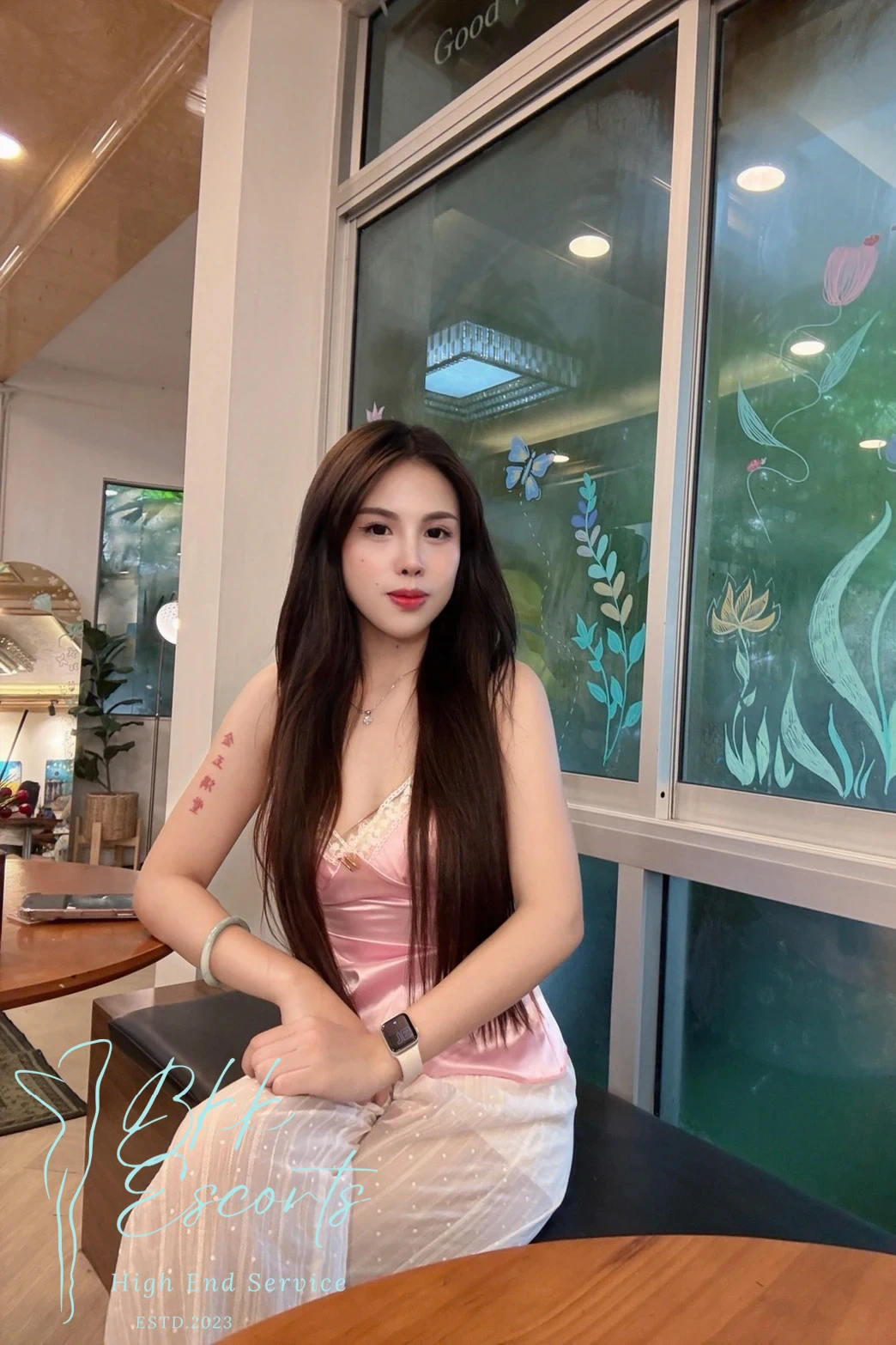 Angela photo 12