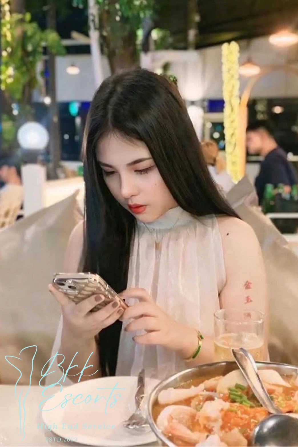 Angela photo 21