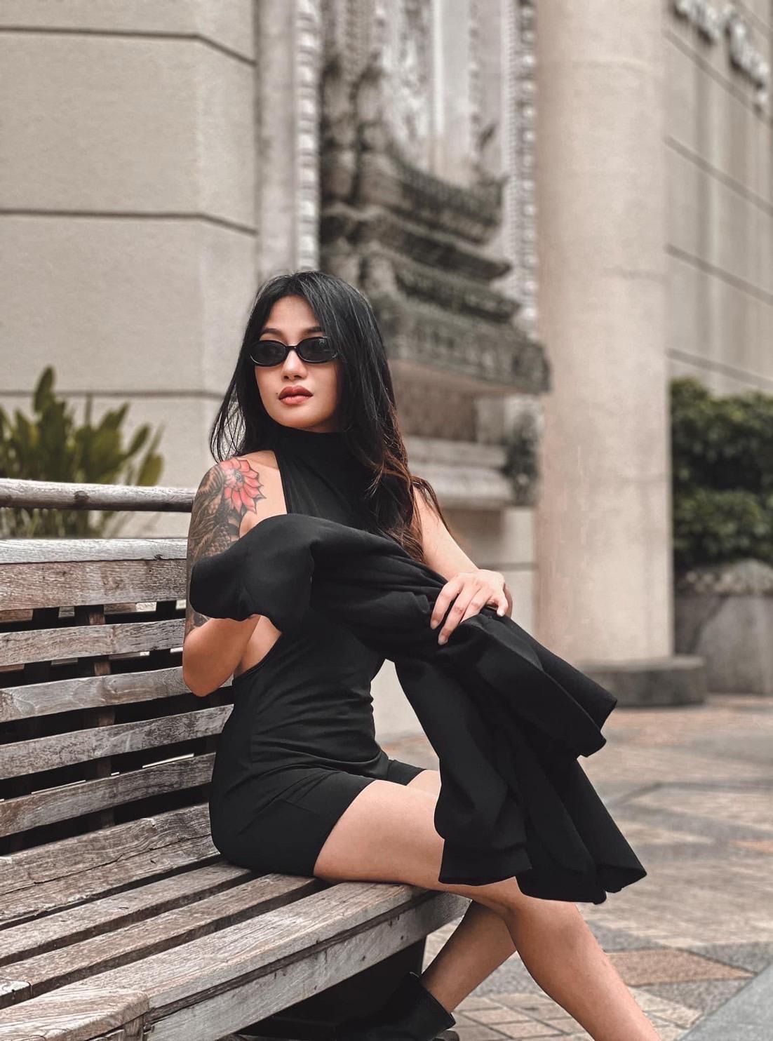 Nadia photo 65