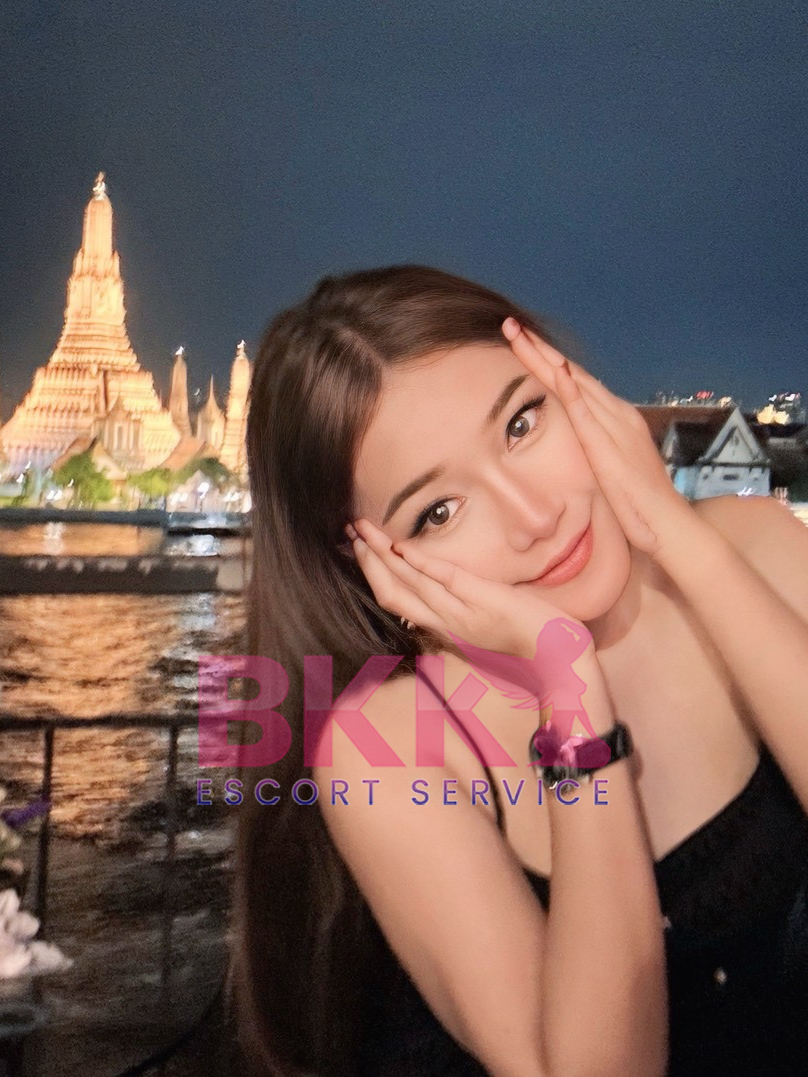 Maya photo 8