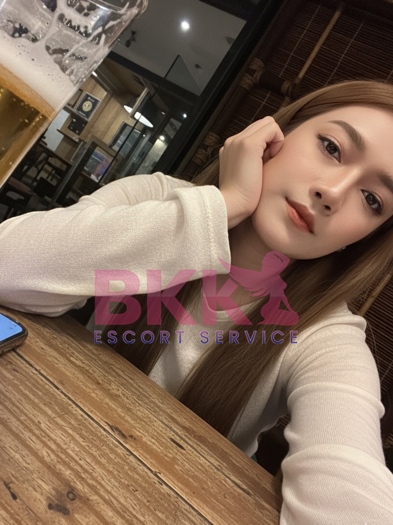 Maya photo 7