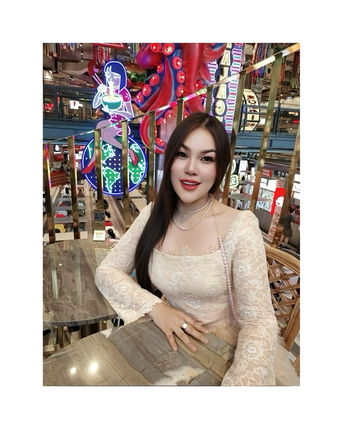 Jenny photo 13